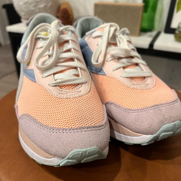 Gently Used Puma Cruise Rider Silk Road Sneakers 🌈 8.5 - Picture 7 of 8